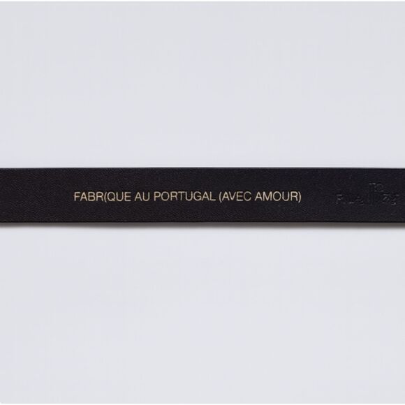 Ami Paris Women’s Leather Belt T2 Burgundy Brass Buckle 46" Made in Portugal - Picture 4 of 7